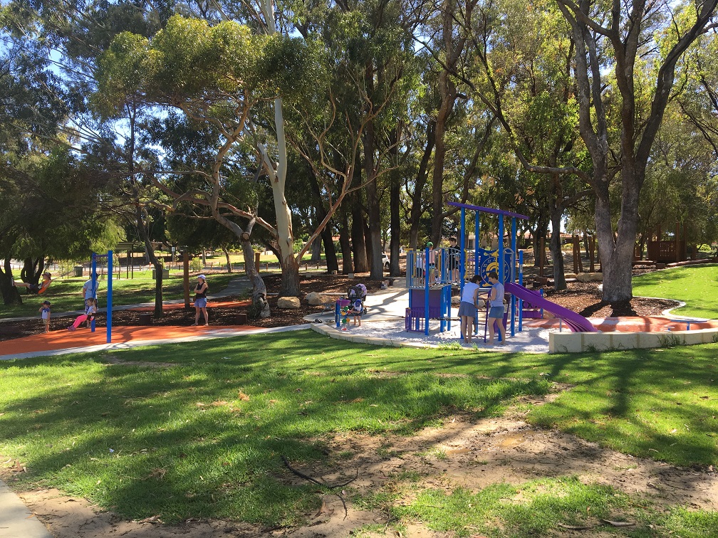 MacDonald Reserve Park Playground