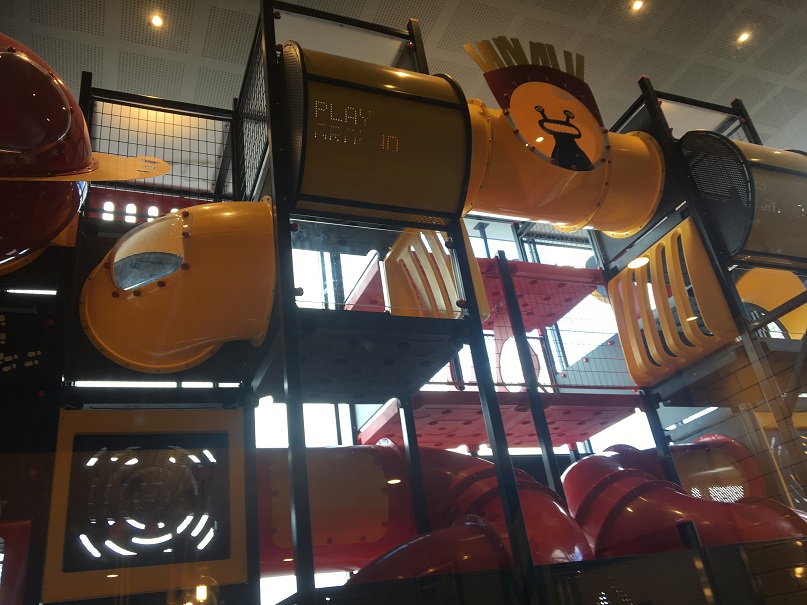 Let the kids play in the big indoor play place while enjoy your coffee from McCafe at McDonalds East Victoria Park